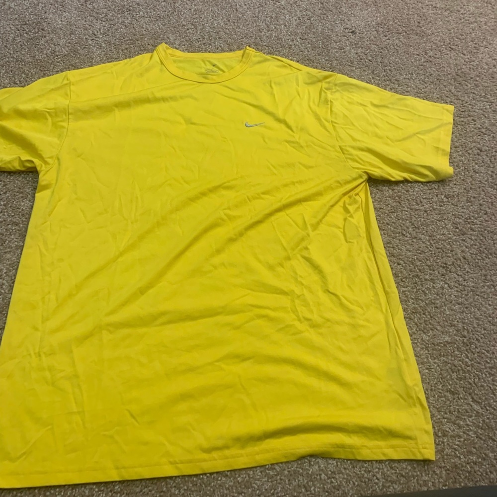 Nike, Yellow Short Sleeve Shirt